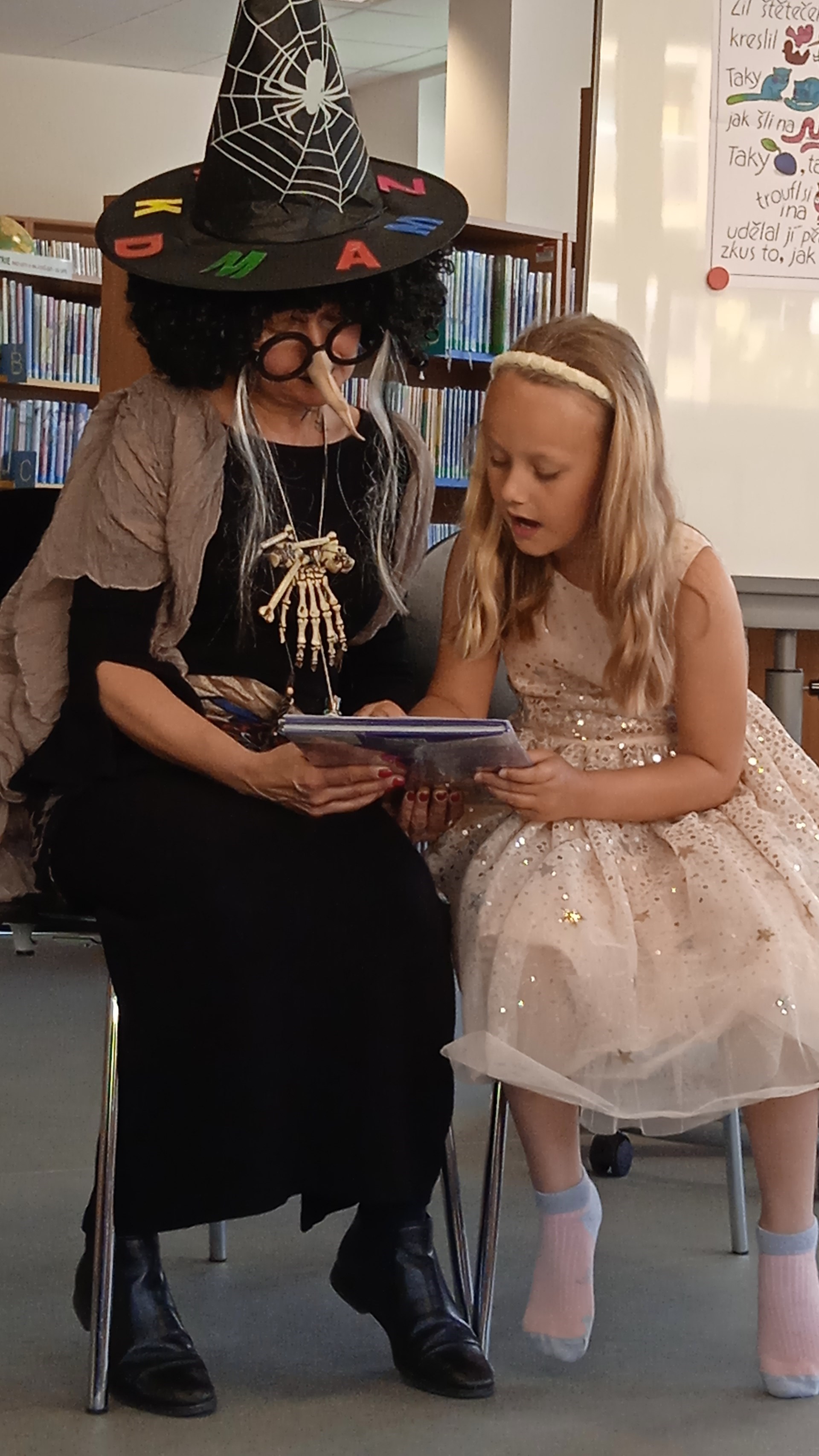 Pasování na čtenáře 1. B a 1. C