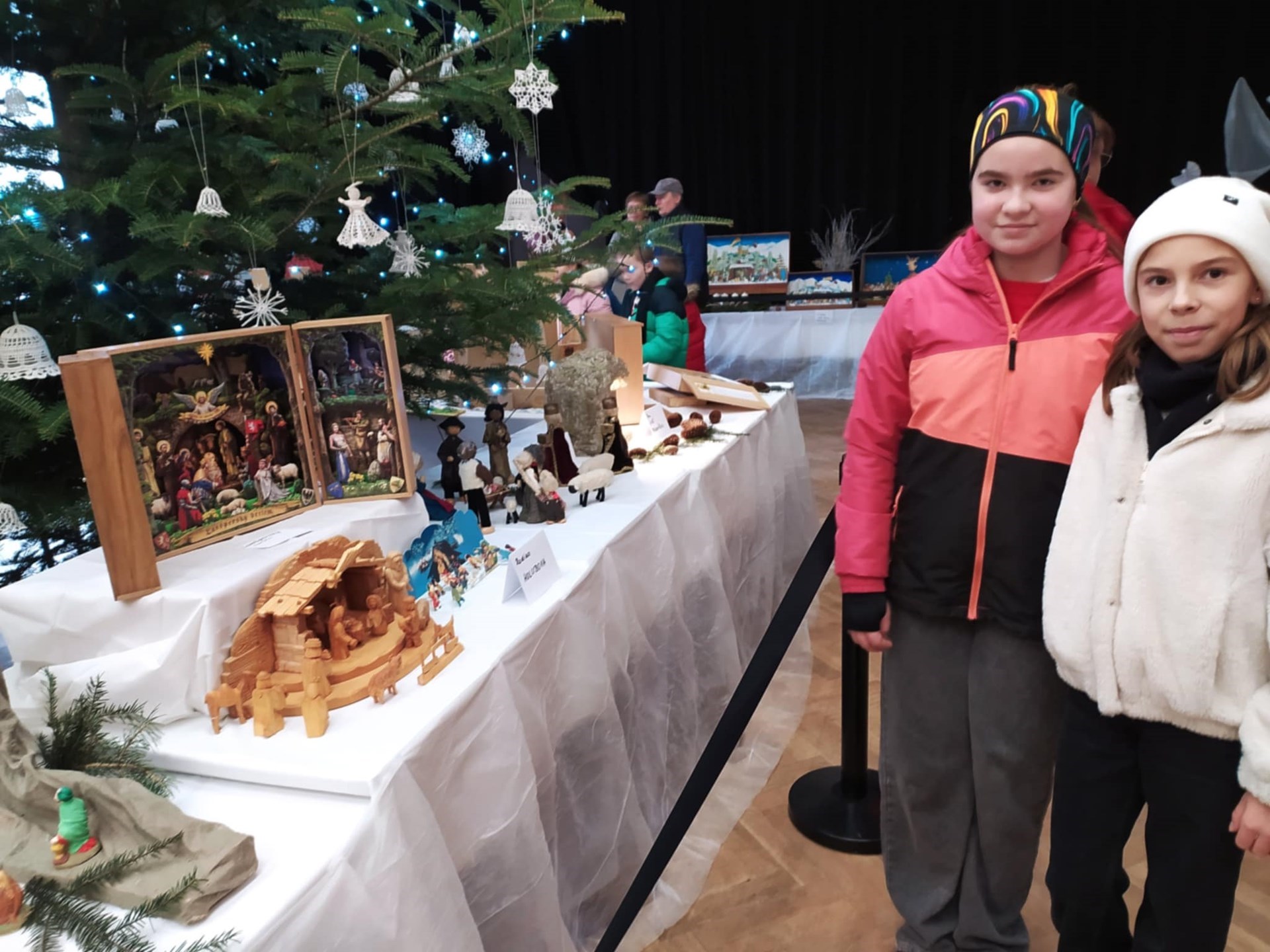 Žáci 5. B navštívili výstavu betlémů