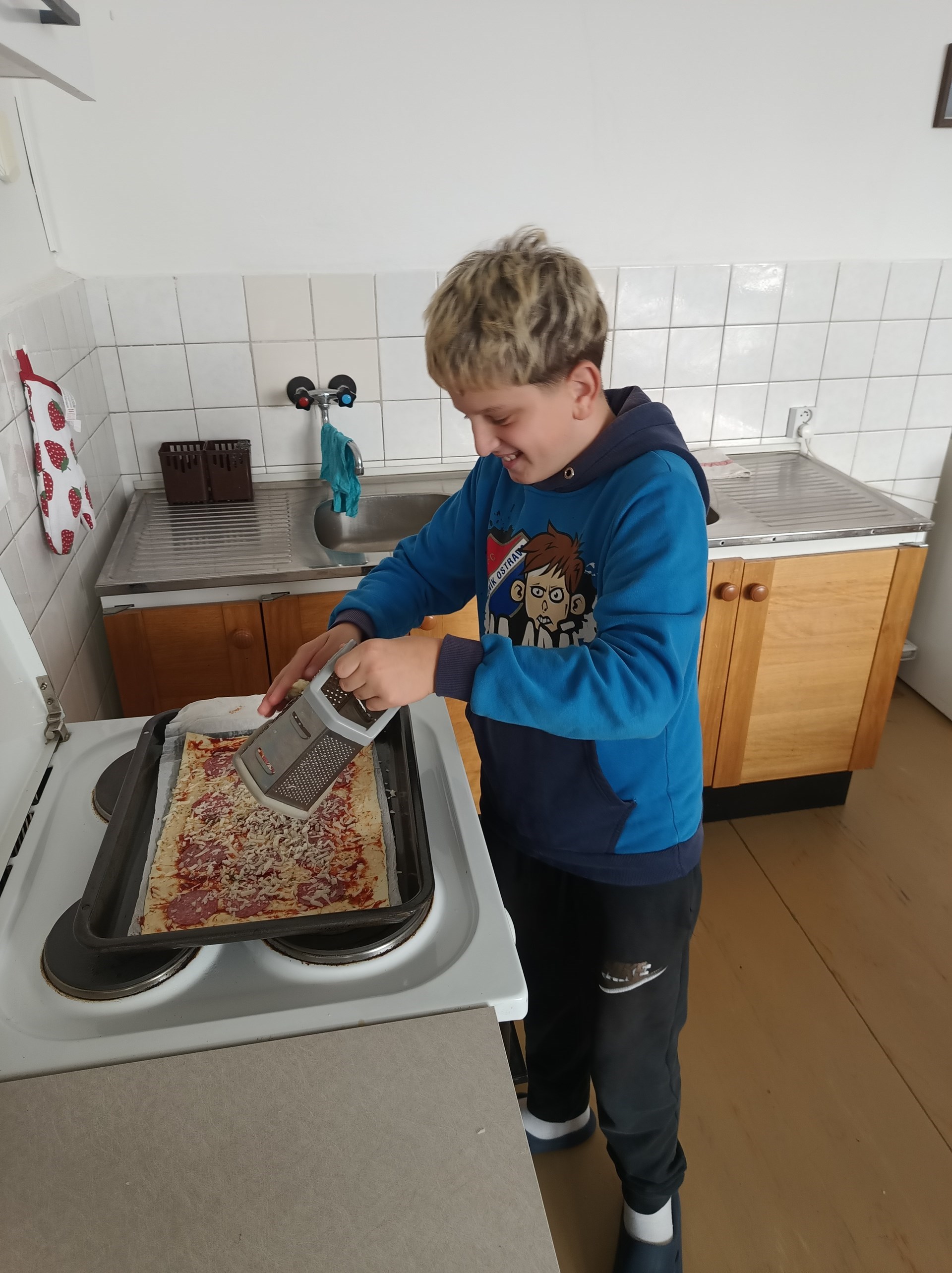 V 5. B to vonělo pizzou i sušenkami!